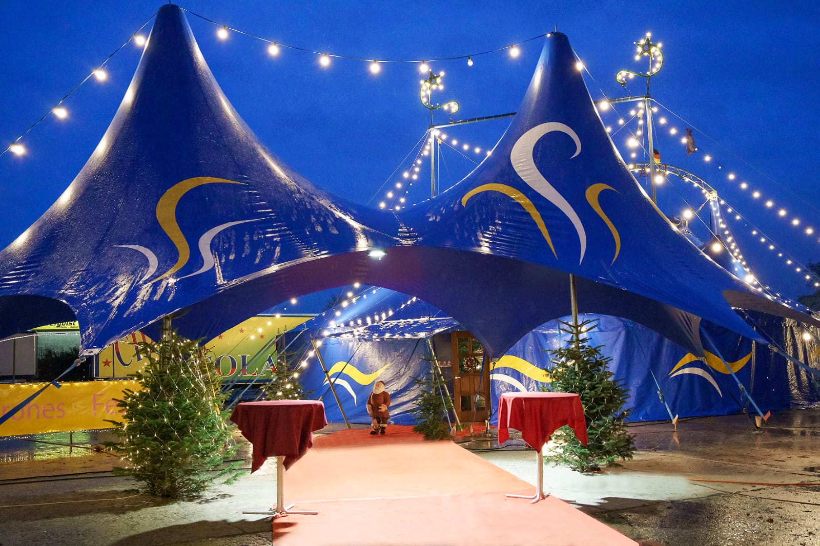 Circus Zelt